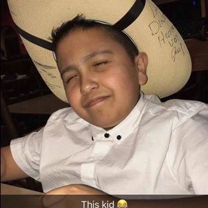 Meet your Posher, Rafael basave